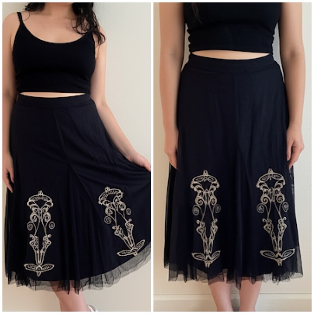 Vintage European Dark Romantic Whimsigoth Black Embroidered‎ Tulle Mermaid Skirt